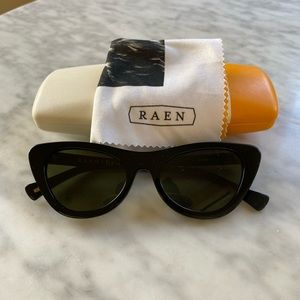 Raen “Flora” Cateye sunglasses